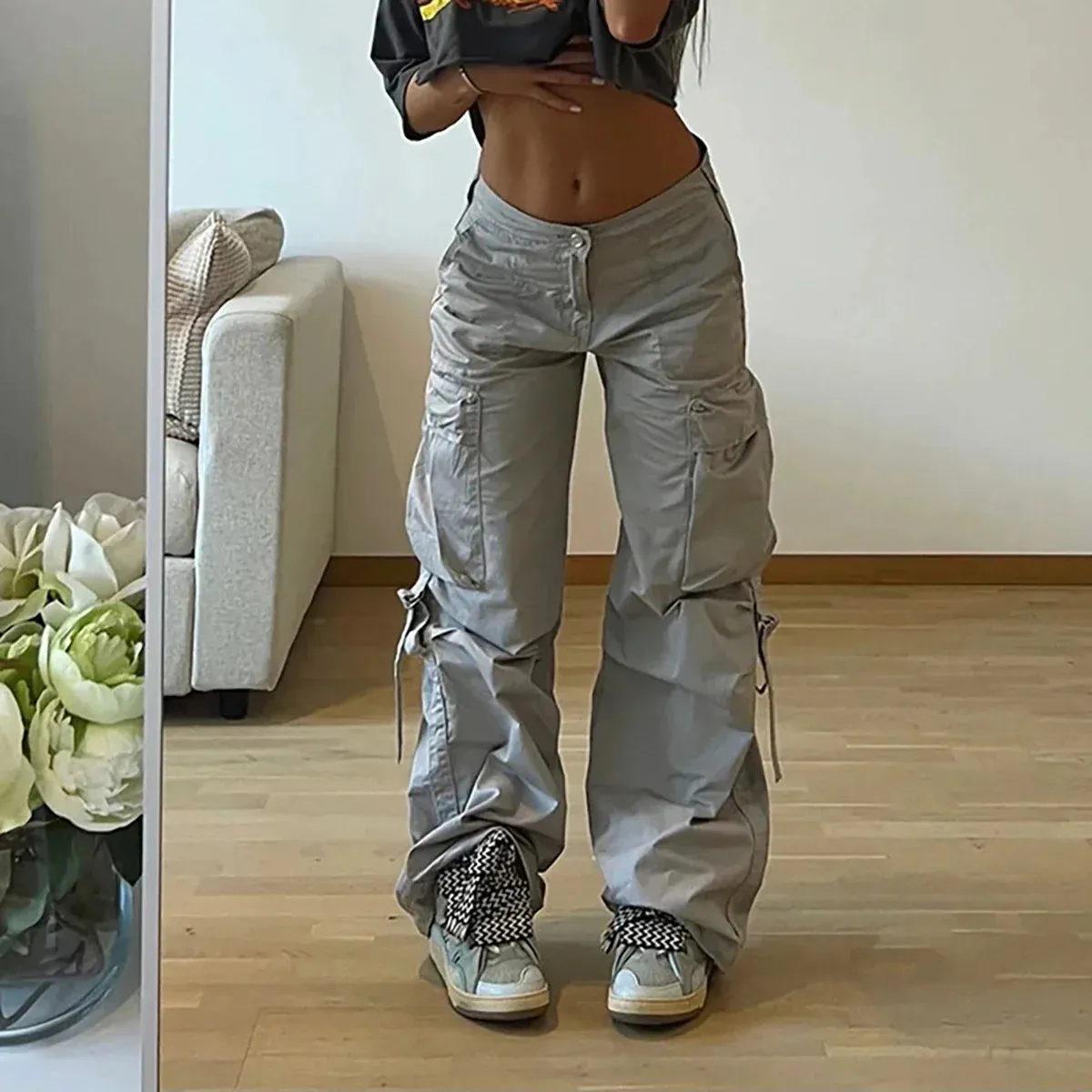 Bonnyshow Y2K Women Vintage Cargo Pants Fashion Streetwear Low Waist Wide Leg Straight Trousers Big Pockets Baggy Casual Solid Sweatpants