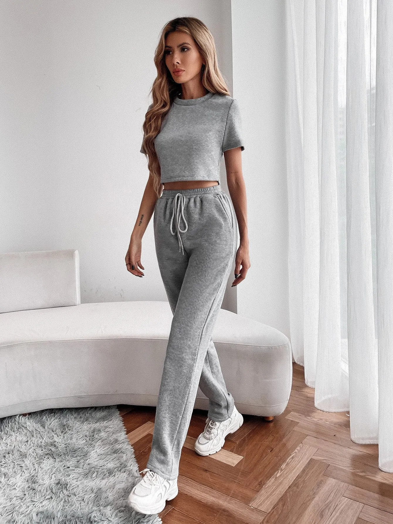 Grey Round Neck Thermal Lined Sweatshirts and Sweatpants