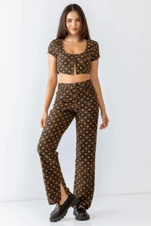 Tan & Black Diamond Print Button Short Sleeve Crop Top & High Waist Four Pocket Pants Set /1-2-2-1